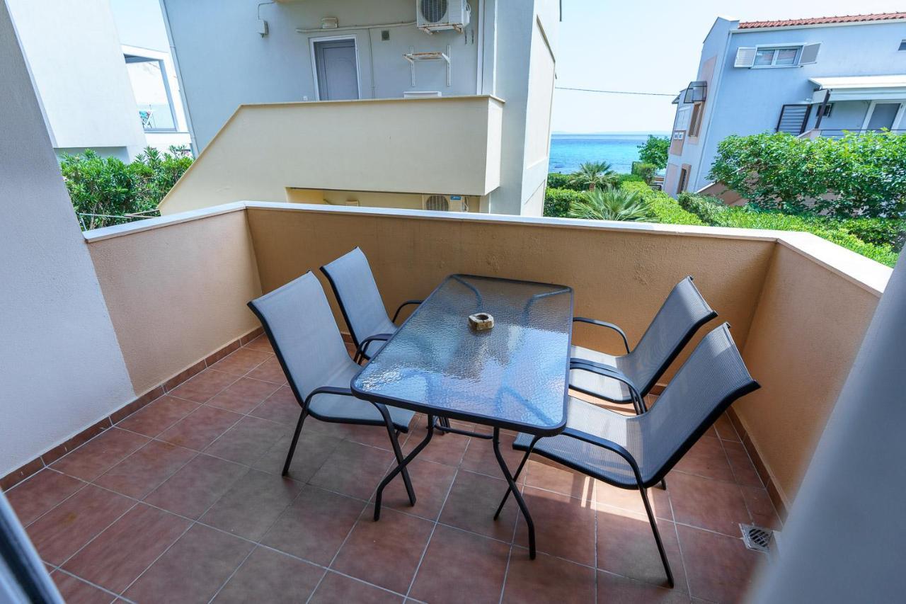 Apartments Alexandros ポリフロノ エクステリア 写真