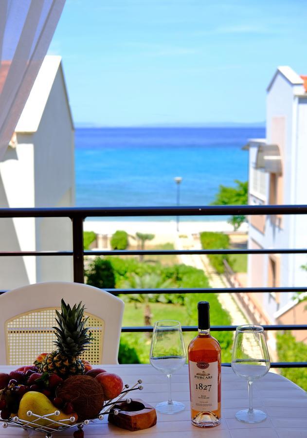 Apartments Alexandros ポリフロノ エクステリア 写真